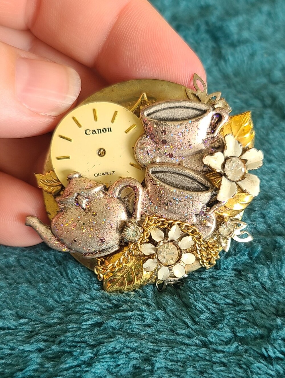 Handcrafted Whimsical Teacup & Teapot Decorative Brooch in Sparkling Pink